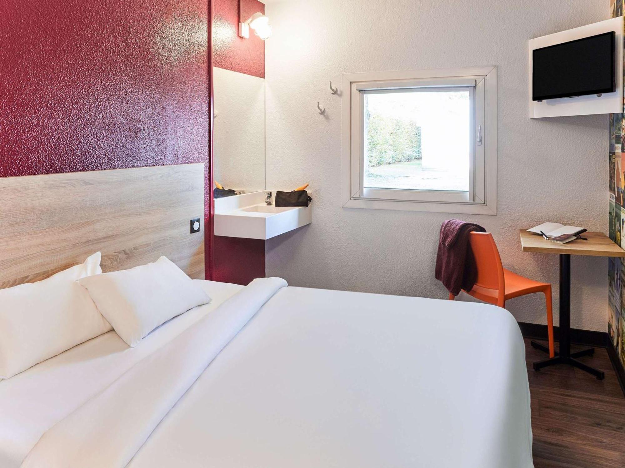 Hotelf1 Avignon Nord Сорг Экстерьер фото