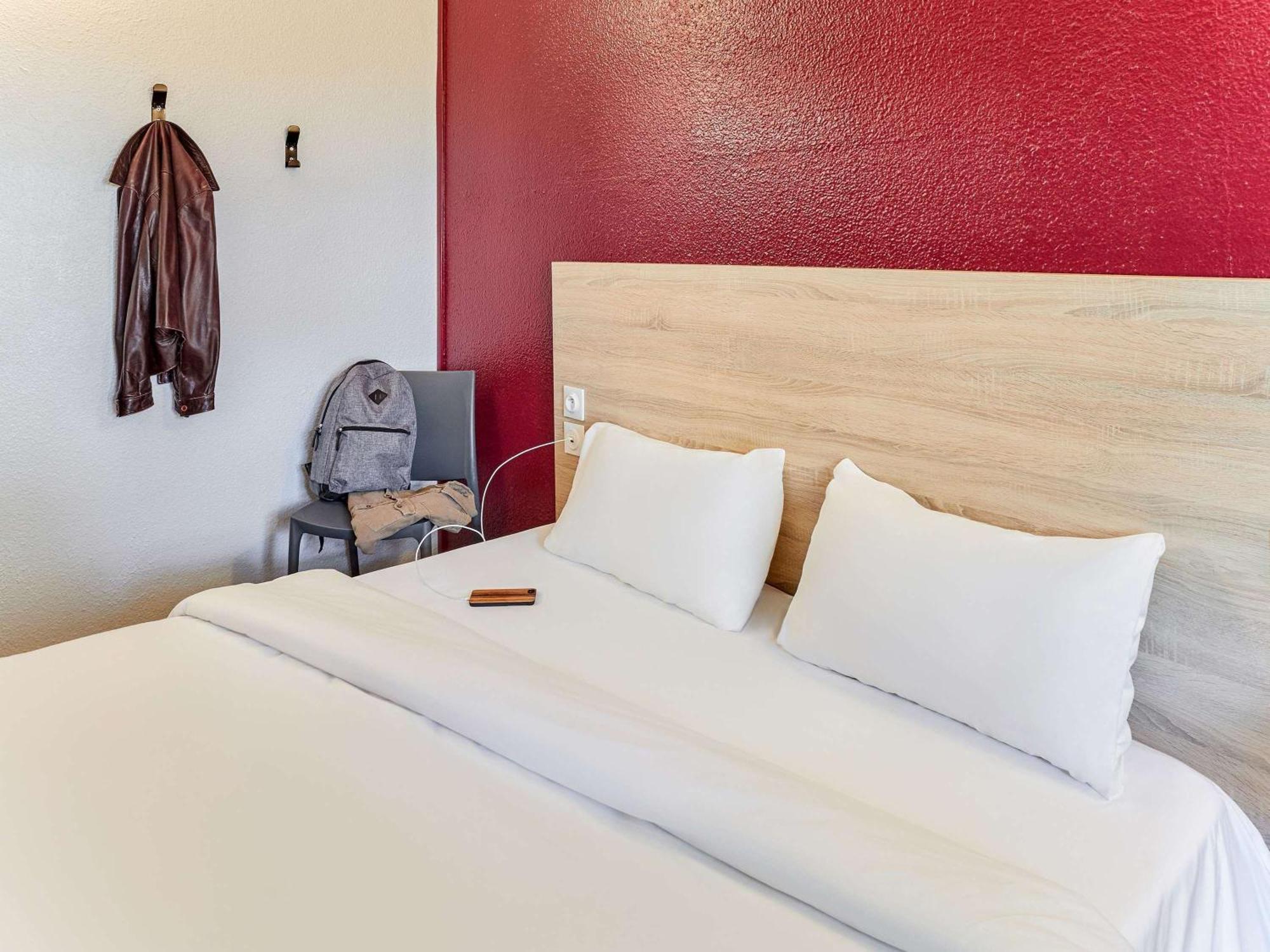 Hotelf1 Avignon Nord Сорг Экстерьер фото